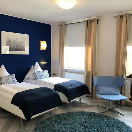 Bensons Hotel 3*