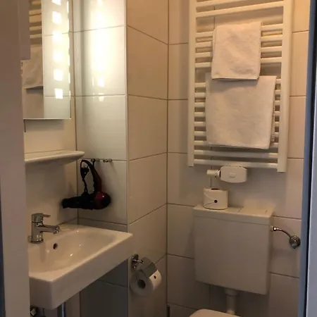 Ξενοδοχείο Bensons 3*