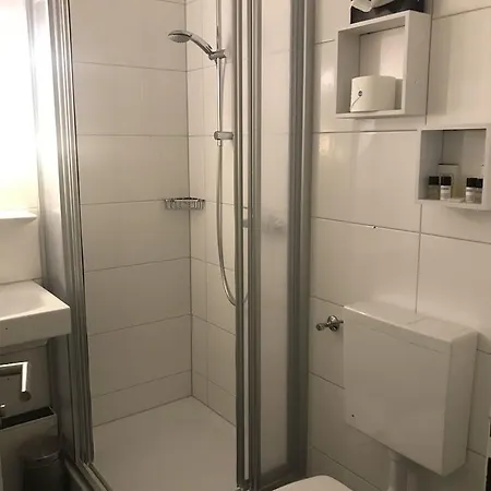 Bensons Hotel 3*
