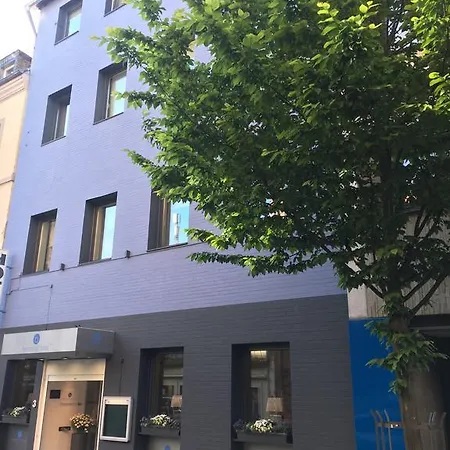 Bensons 3* Aachen