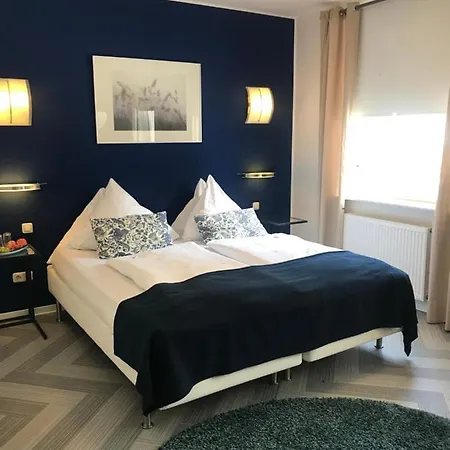 Hotel Bensons